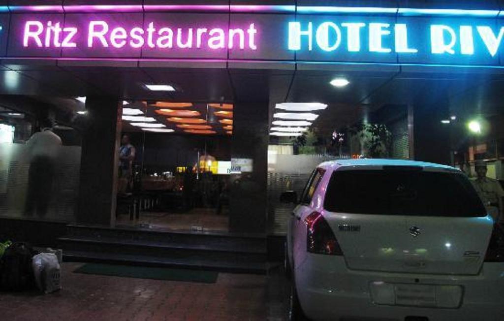 Rivera Hotel Chennai Zewnętrze zdjęcie